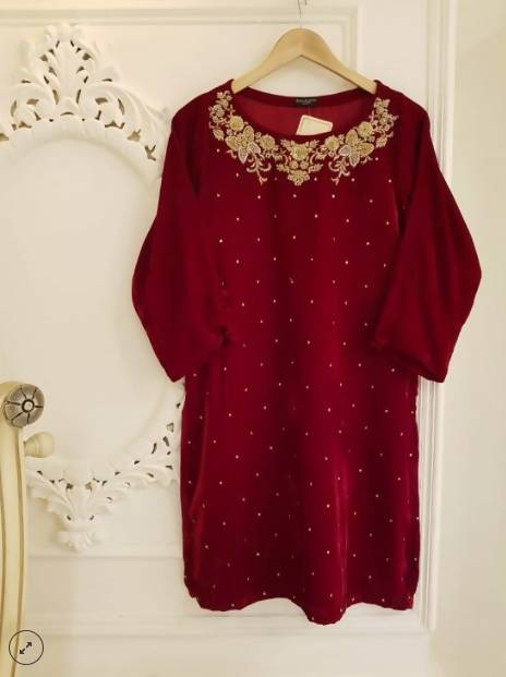 Agha Noor AW18 Collection - Red Velvet & Embellished Kurta - 2 Piece