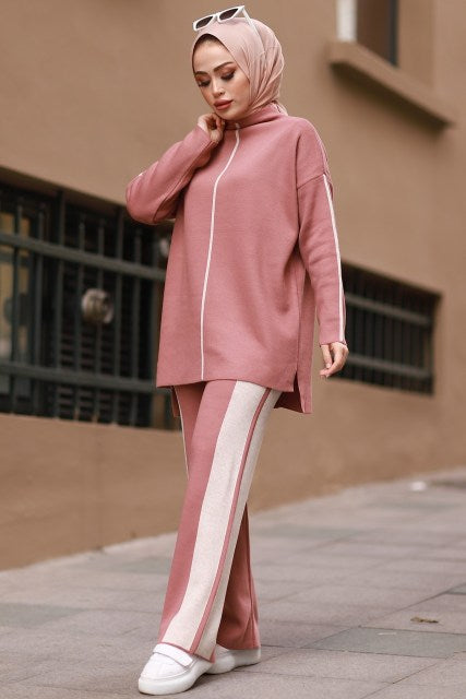 Sweatpants and Pullover with Stripe Detailing - Rose